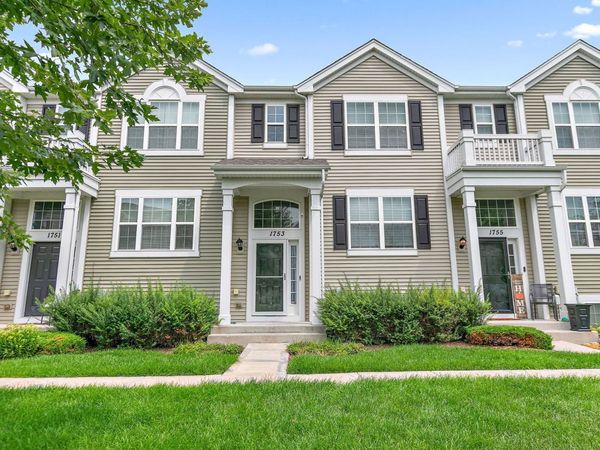 1753 Ruby Drive, Pingree Grove, IL 60140