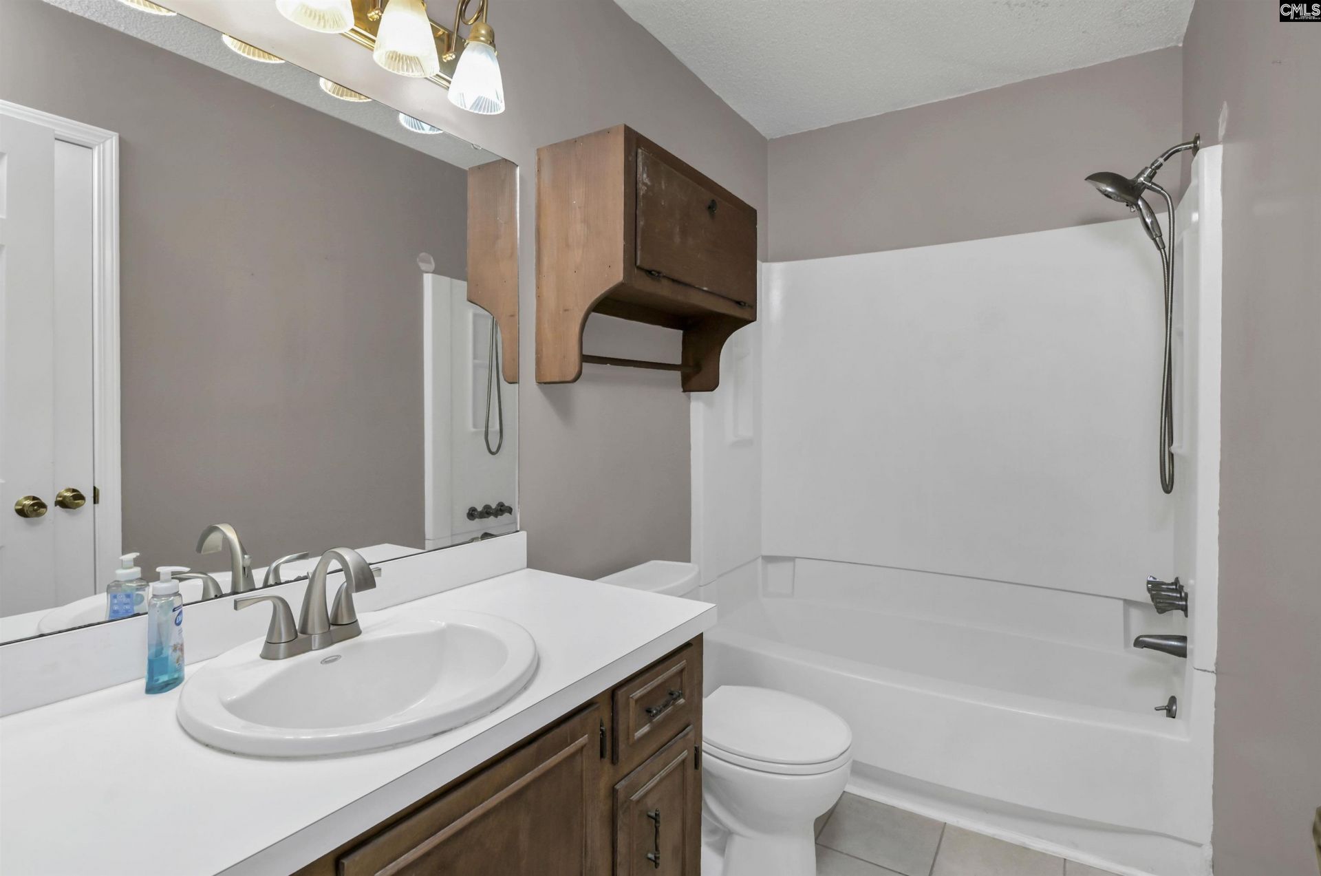 201 Cranewater Drive Photo 10