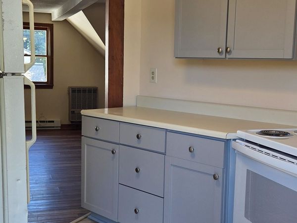 32 Court Street, Unit D, Newport, NH 03773