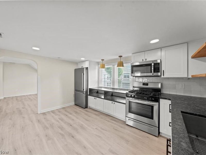 3301 Hancock Avenue, Unit Up, Cleveland, OH 44113 Photo 12