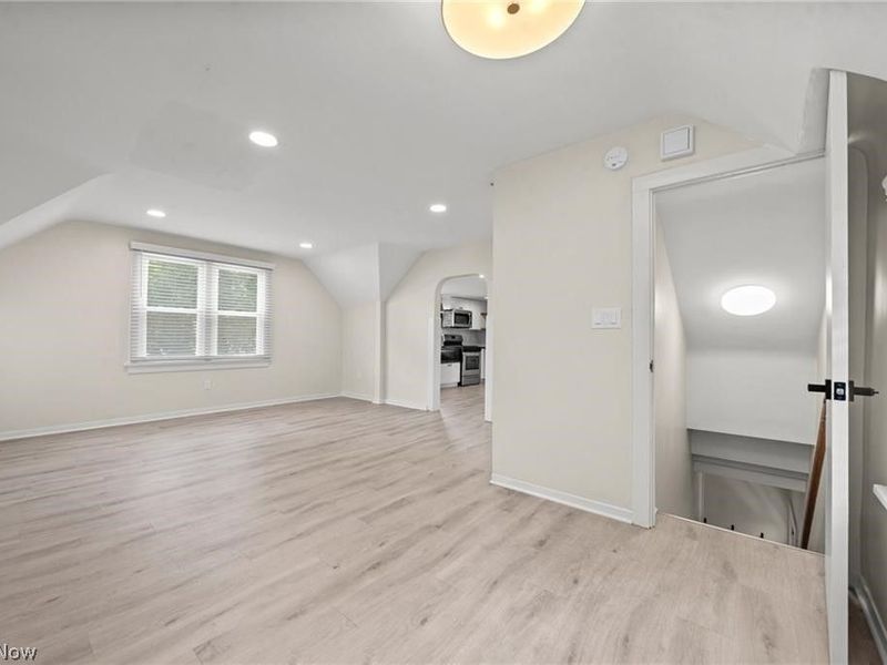 3301 Hancock Avenue, Unit Up, Cleveland, OH 44113 Photo 6