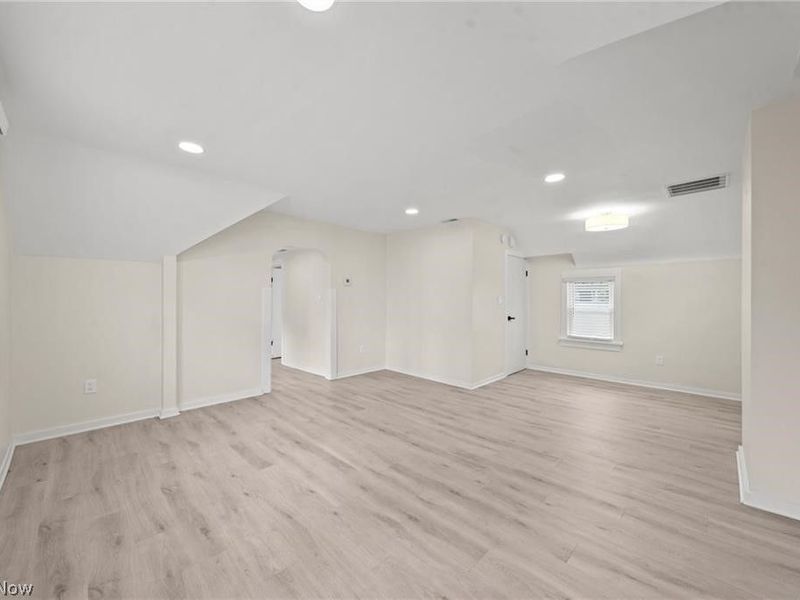 3301 Hancock Avenue, Unit Up, Cleveland, OH 44113 Photo 7