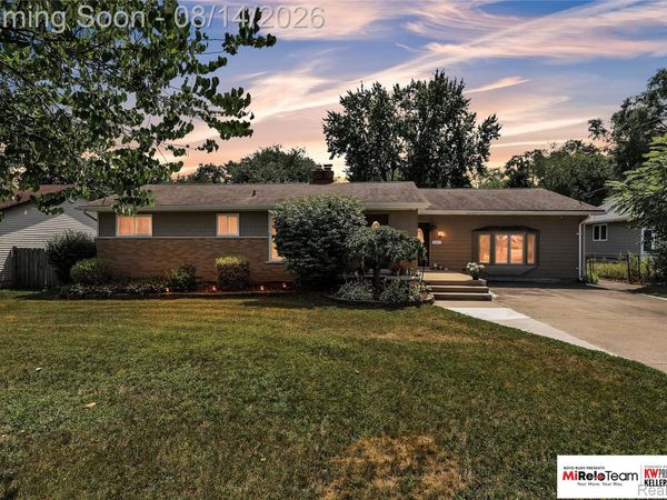 8300 Pacton Drive, Shelby Township, Mi 48317