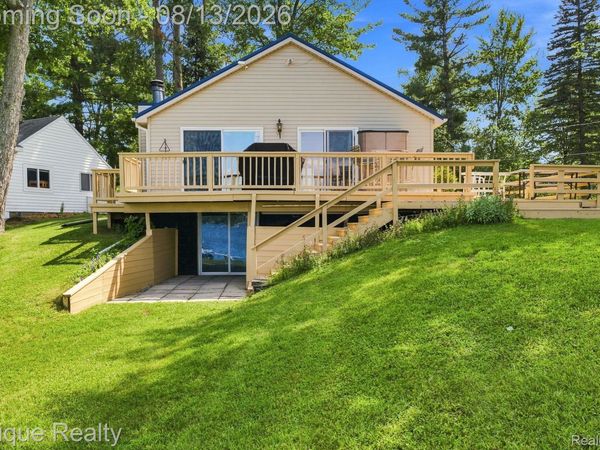 8946 Thomas Street, Plainfield Township, Mi 48739