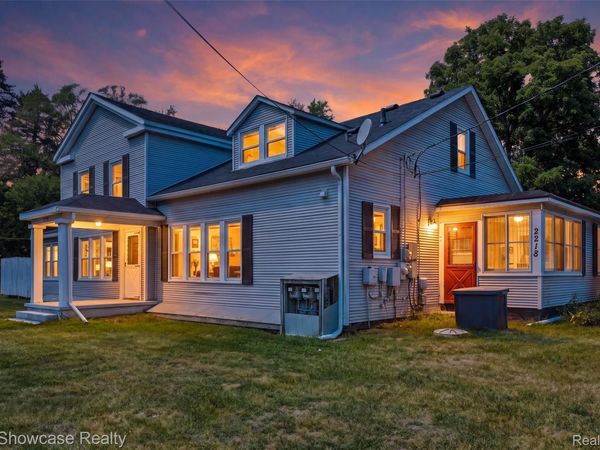 2220 Wixom Road , Commerce Township, Mi 48382
