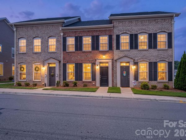 104 W Pine Street , Lincolnton, NC 28092
