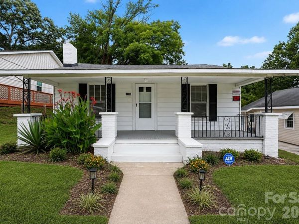 1306 Forrest Street , High Point, NC 27262