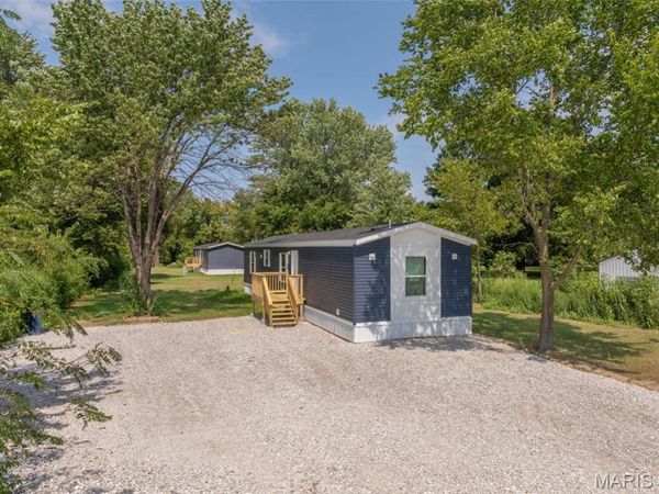 115 High Street, Truxton, MO 63381