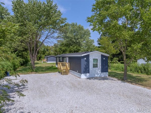 115 High Street, Truxton, MO 63381