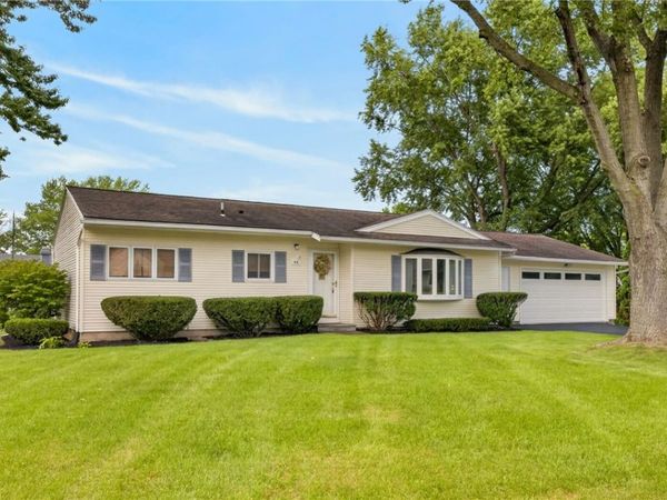 49 Michel Drive , Henrietta, NY 14467