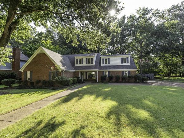 3360 N BEAVER RUN CV, Collierville, TN 38017