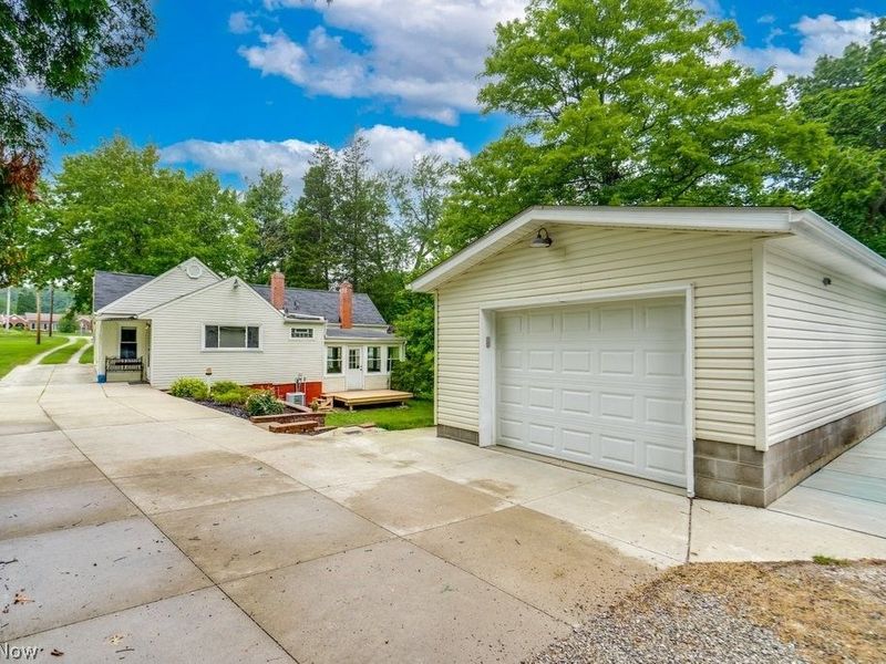 4033 State Road, Akron, OH 44319 Photo 27