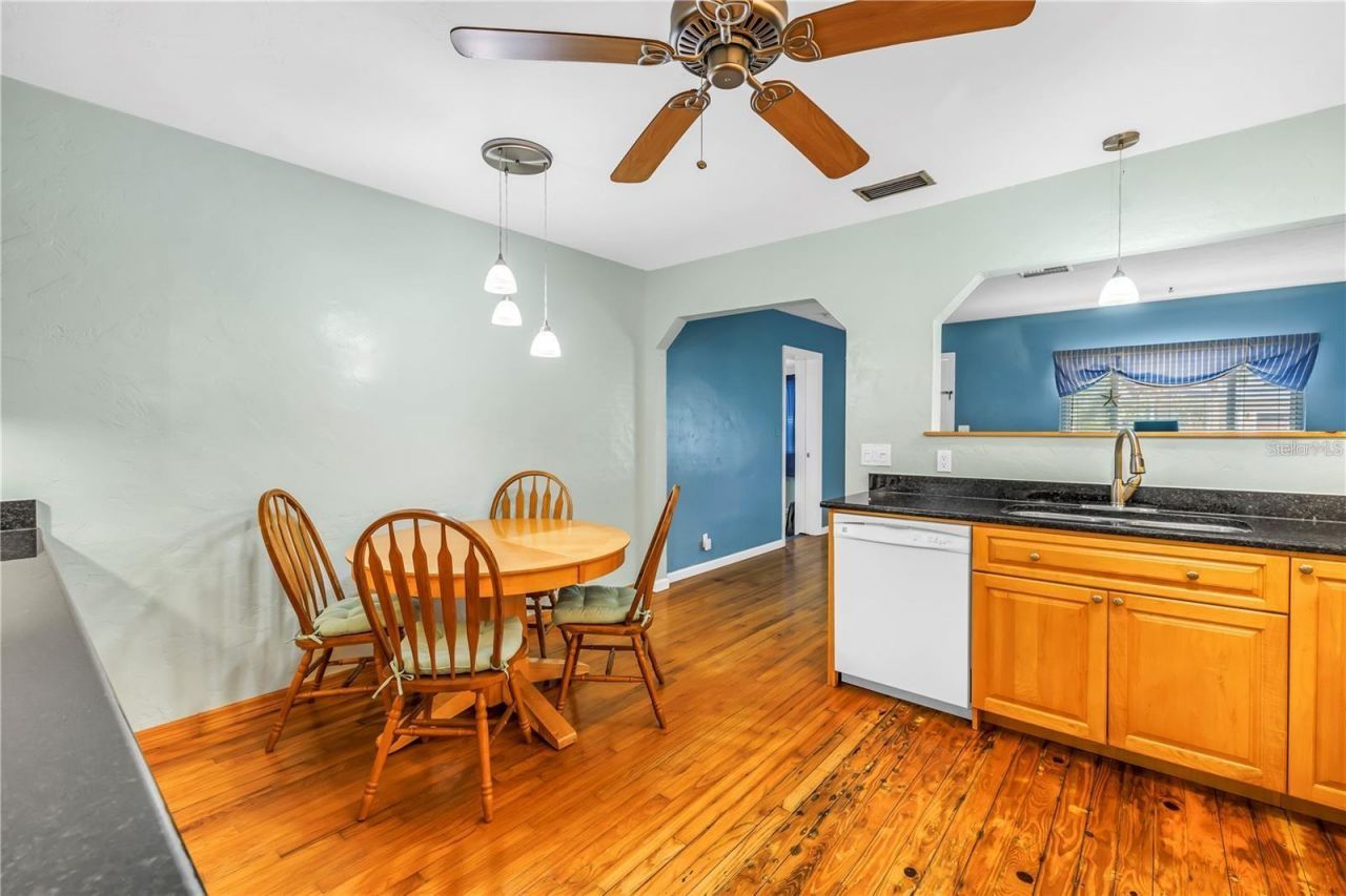 6144 2nd Avenue N, Saint Petersburg, FL 33710 Photo