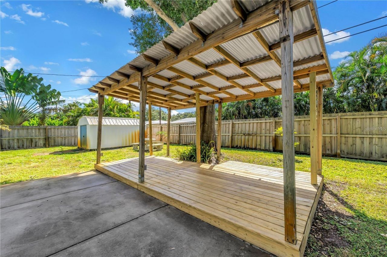 6144 2nd Avenue N, Saint Petersburg, FL 33710 Photo