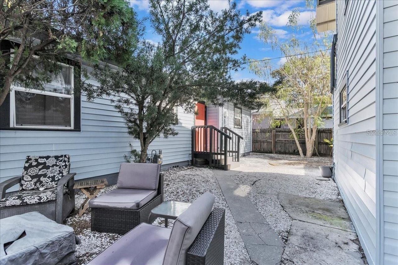 828 22nd Avenue N, Unit Apt. West, Saint Petersburg, FL 33704 Photo