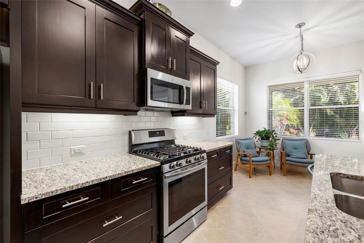 4623 Claremont Park Drive , Bradenton, FL 34211 Photo