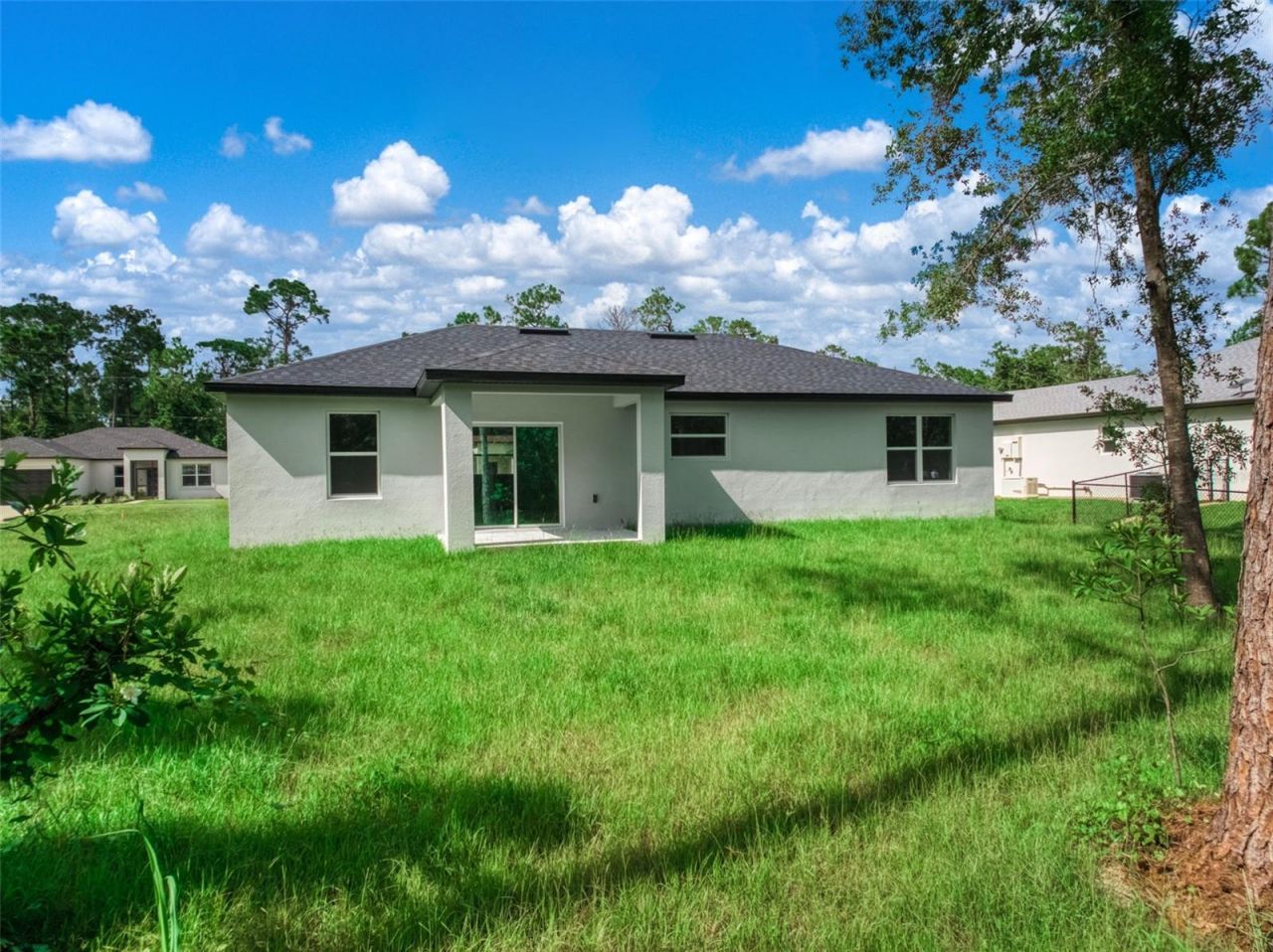 8725 Capilla Street , Sebring, FL 33872 Photo