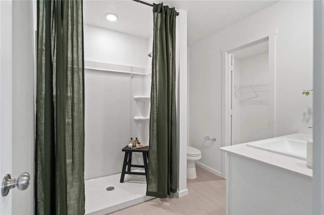 273 Ceramic Court , Groveland, FL 34736 Photo