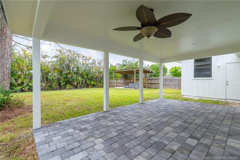 8300 SE Camellia Drive, Hobe Sound, FL 33455 Photo