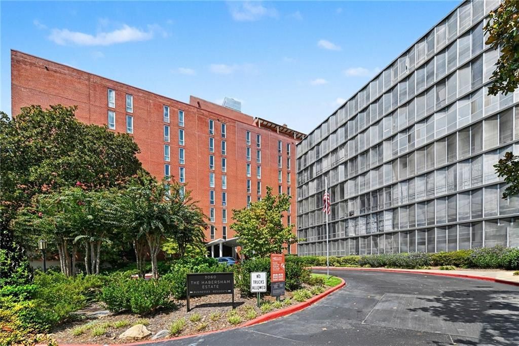 3060 Pharr Court Nw, Unit 822, Atlanta, GA 30305 Main Photo