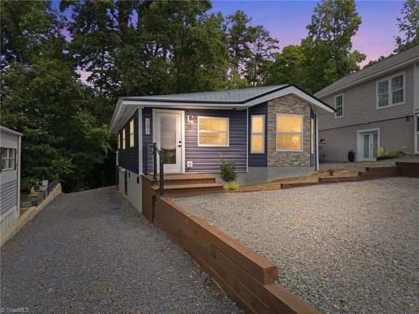 151 Dogwood Circle , New London, NC 28127
