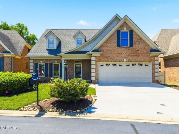 1107 Highgrove Garden Way, Knoxville, TN 37922