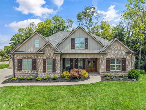 7703 Madgewood Lane, Knoxville, TN 37909