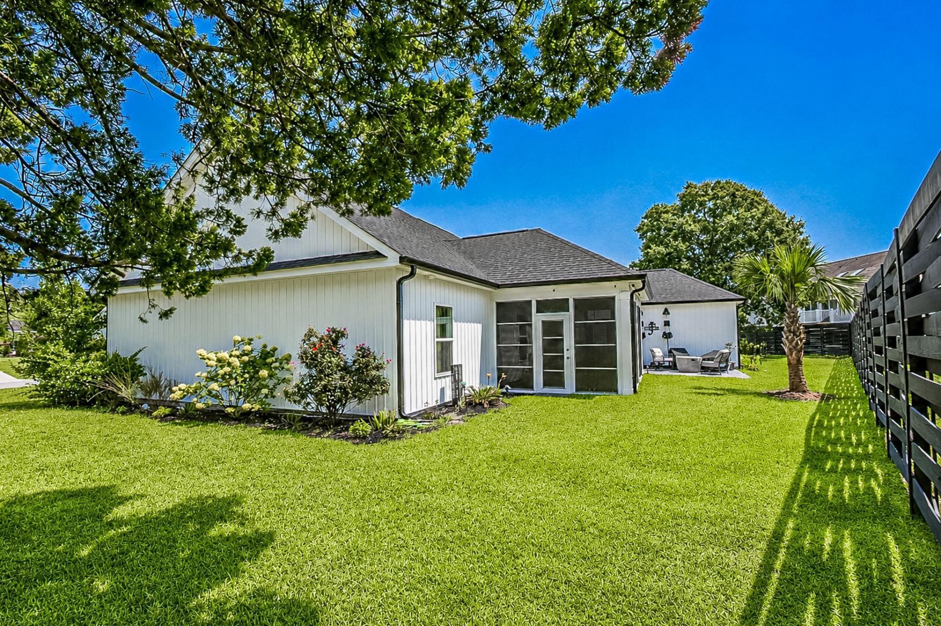 669 Pacific Commons Dr. Photo 40