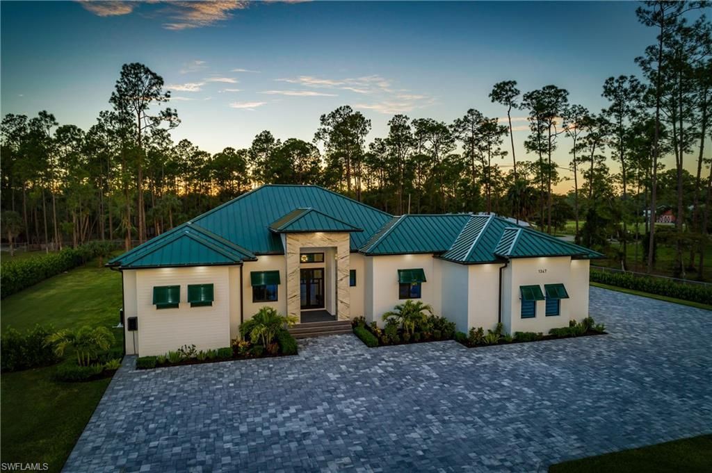 1347 23rd St Sw, Naples, FL 34117 Photo