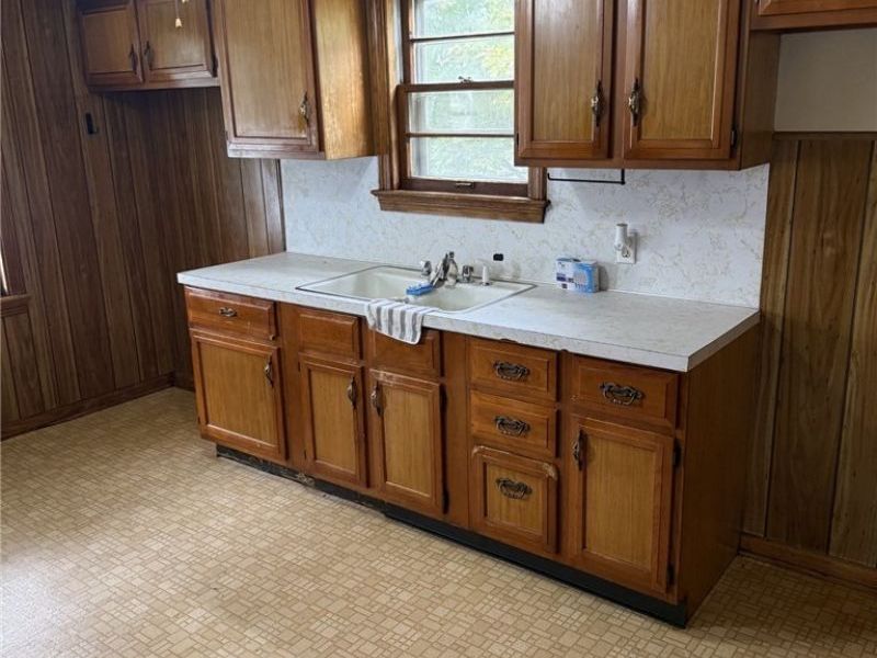 1104 Vine Street, Coshocton, OH 43812 Photo 3