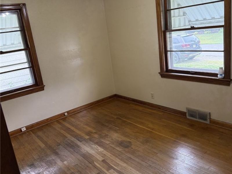 1104 Vine Street, Coshocton, OH 43812 Photo 7