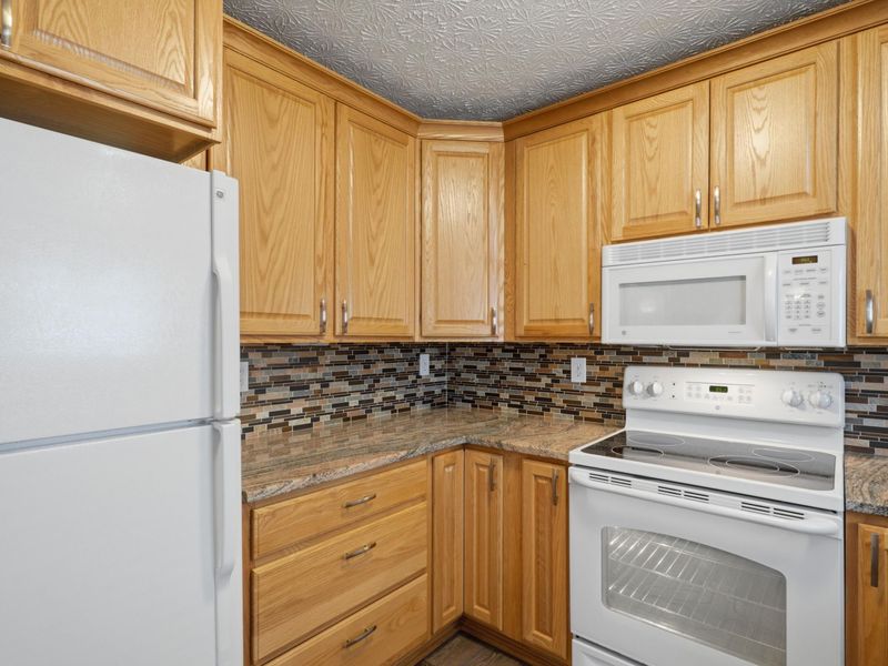 5537 Mossy Creek Drive, Dublin, OH 43016 Photo 9
