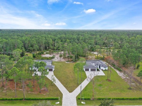 2806/2840 GOLDEN GATE BLVD W , Naples, FL 34117
