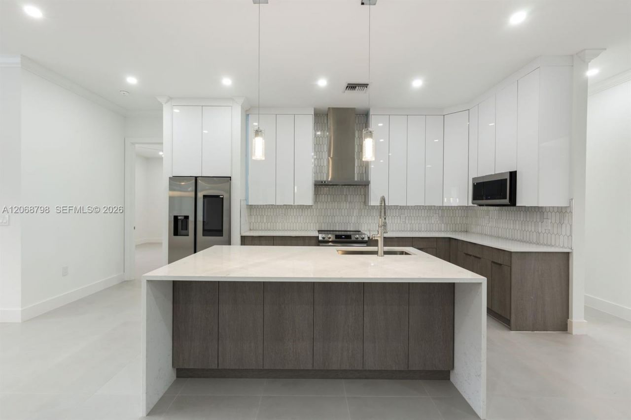 2806/2840 Golden Gate Blvd W , Naples, FL 34117 Photo