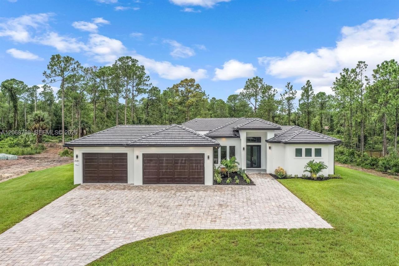 2806/2840 Golden Gate Blvd W , Naples, FL 34117 Photo