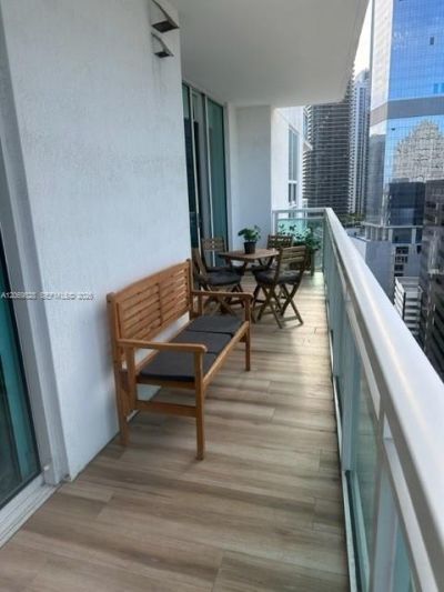 950 Brickell Bay Dr , Unit 2104, Miami, FL 33131 Photo