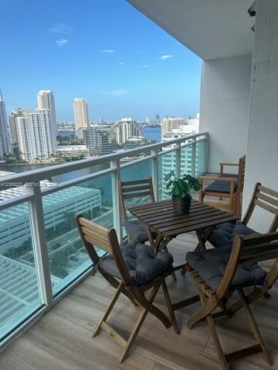 950 Brickell Bay Dr , Unit 2104, Miami, FL 33131 Photo