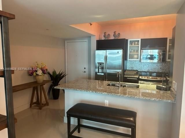 950 Brickell Bay Dr , Unit 2104, Miami, FL 33131 Photo
