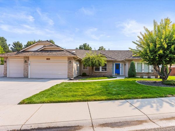 1098 E Cayman Dr., Meridian, ID 83642