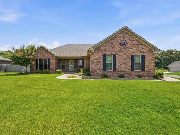 41 Weatherwood Drive, Greenbrier, AR 72058