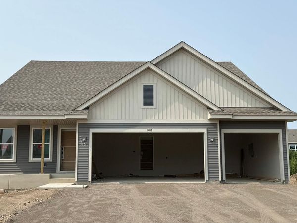 1907 Dogwood Court, Carver, MN 55315