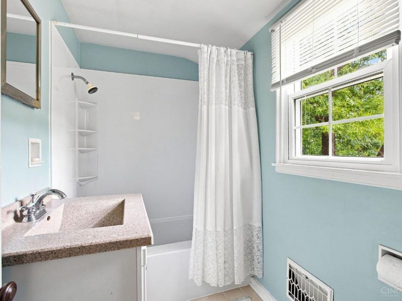 709 E Chestnut Street, Oxford, OH 45056 Photo 24