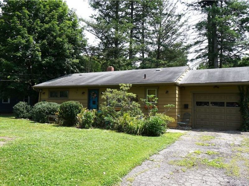 264 Kent Drive, Tallmadge, OH 44278 Photo 3