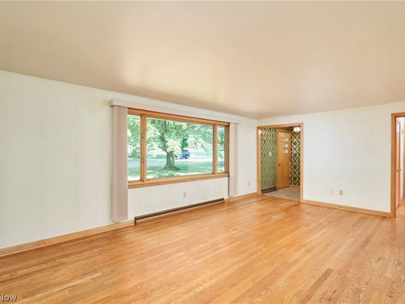 257 Fairview Avenue, Doylestown, OH 44230 Photo 3