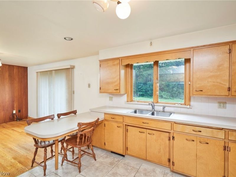 257 Fairview Avenue, Doylestown, OH 44230 Photo 6