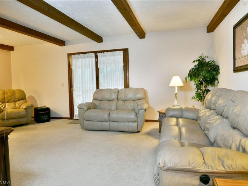 9540 Falcon Trak NE, Warren, OH 44484 Photo 8