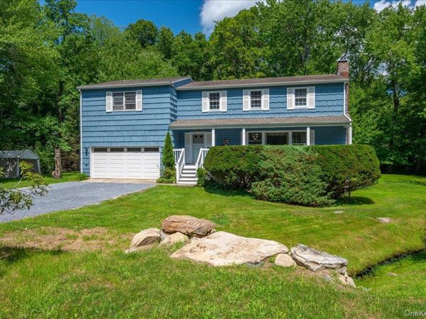 9 Laurel Road , South Salem, NY 10590