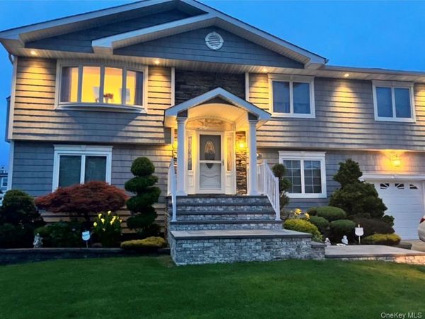 38 Second Avenue, Massapequa Park, NY 11762