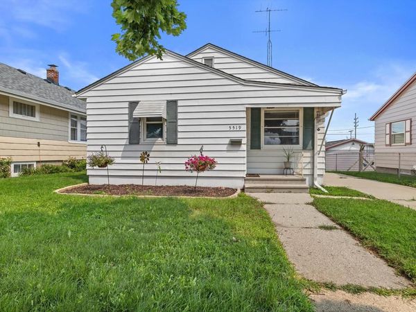 5519 31st AVENUE, Kenosha, WI 53144