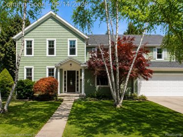 16845 Maumee Avenue, Grosse Pointe, Mi 48230